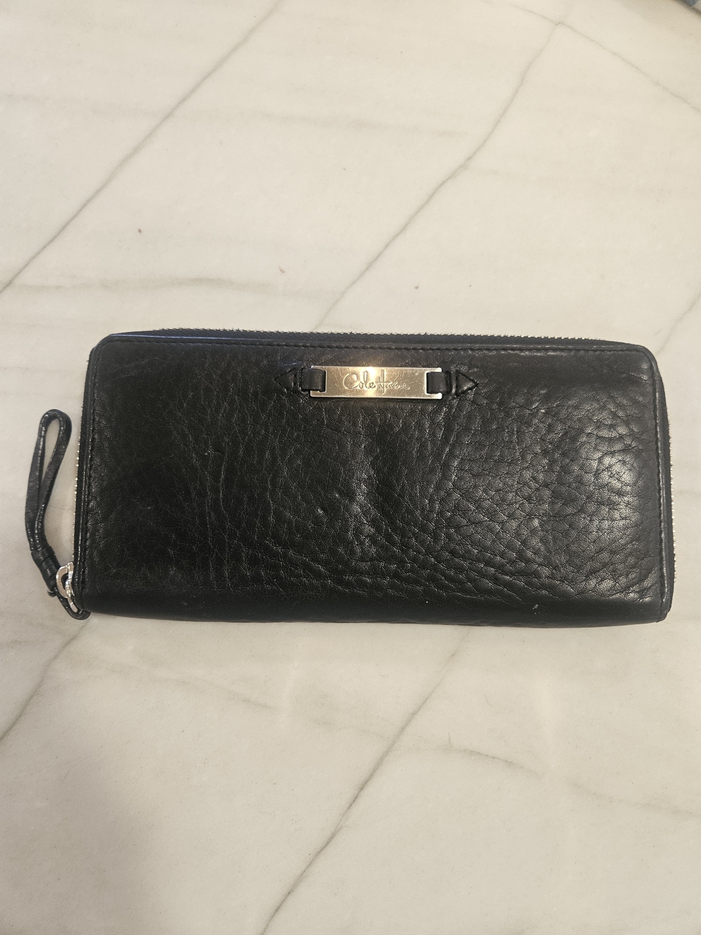 Cole Haan Women's Continental Signature Zip Wallet